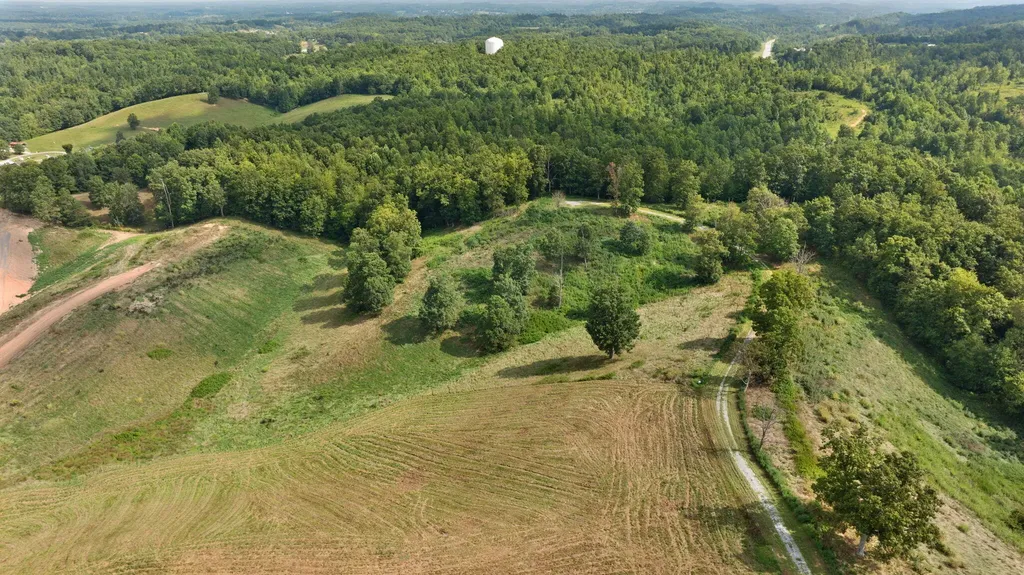 Tract 5 Hawk Landing Road London KY 40741