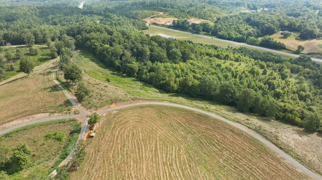 Tract 3 Pittsburg Landing Road London KY 40741