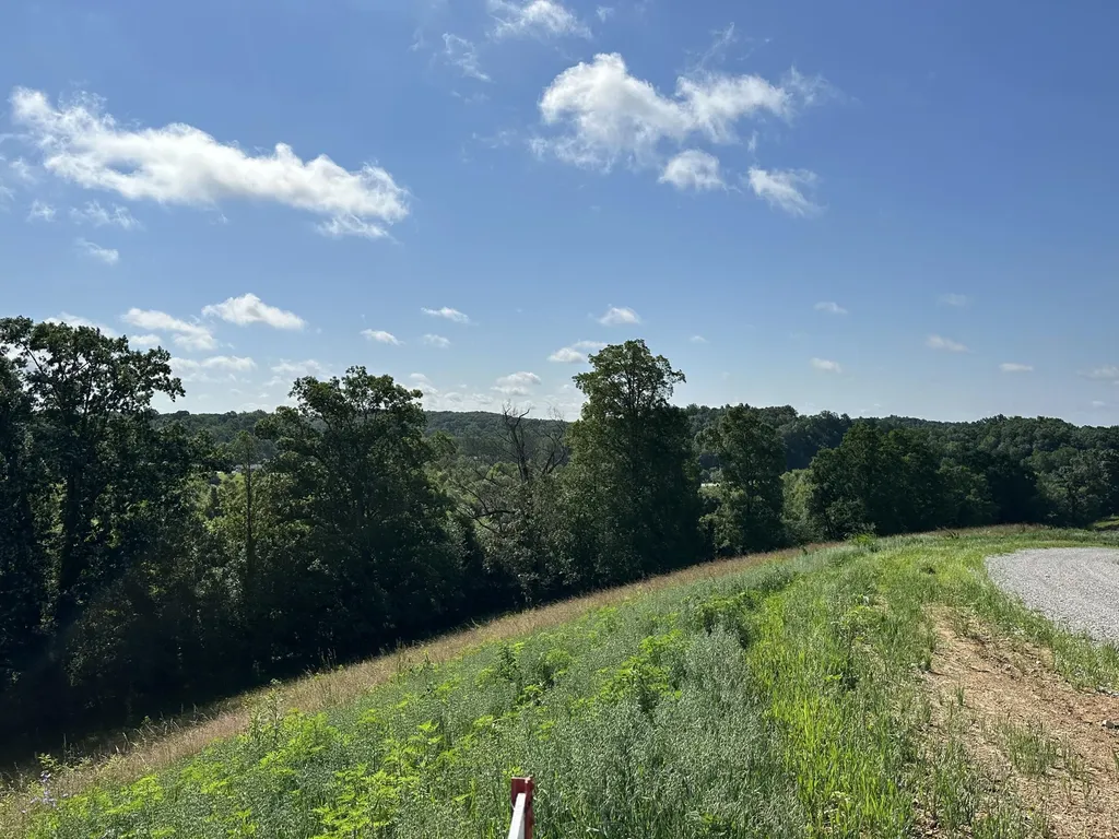 Tract 3 Pittsburg Landing Road London KY 40741