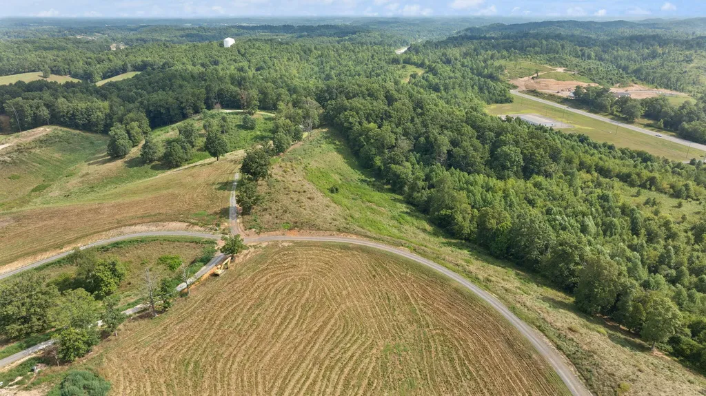 Tract 3 Pittsburg Landing Road London KY 40741
