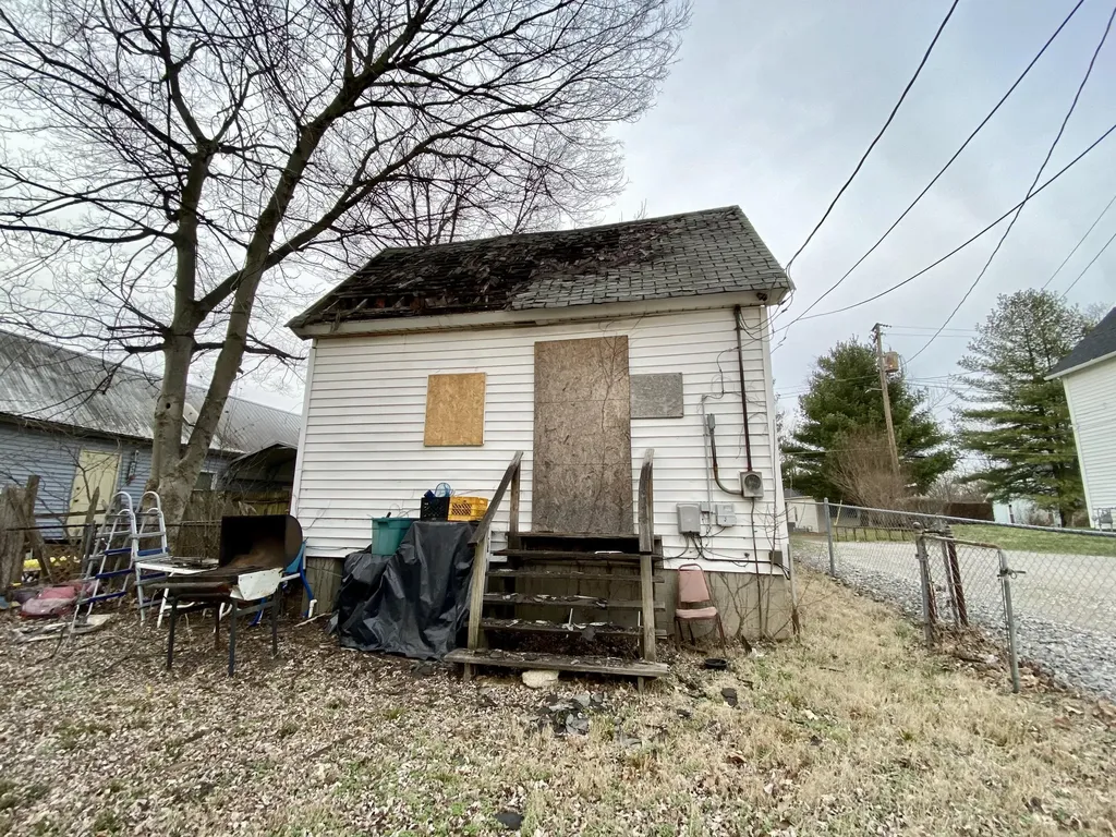 1610 Powell Street Henderson KY 42420