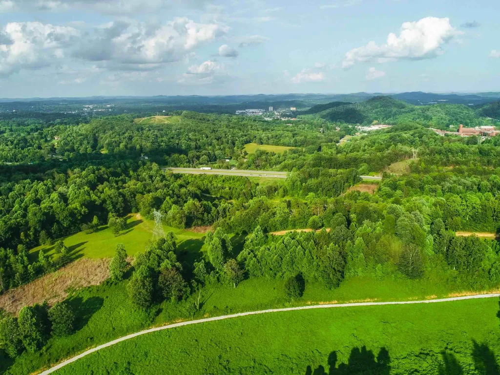 2502 Cumberland Falls Highway Corbin KY 40701