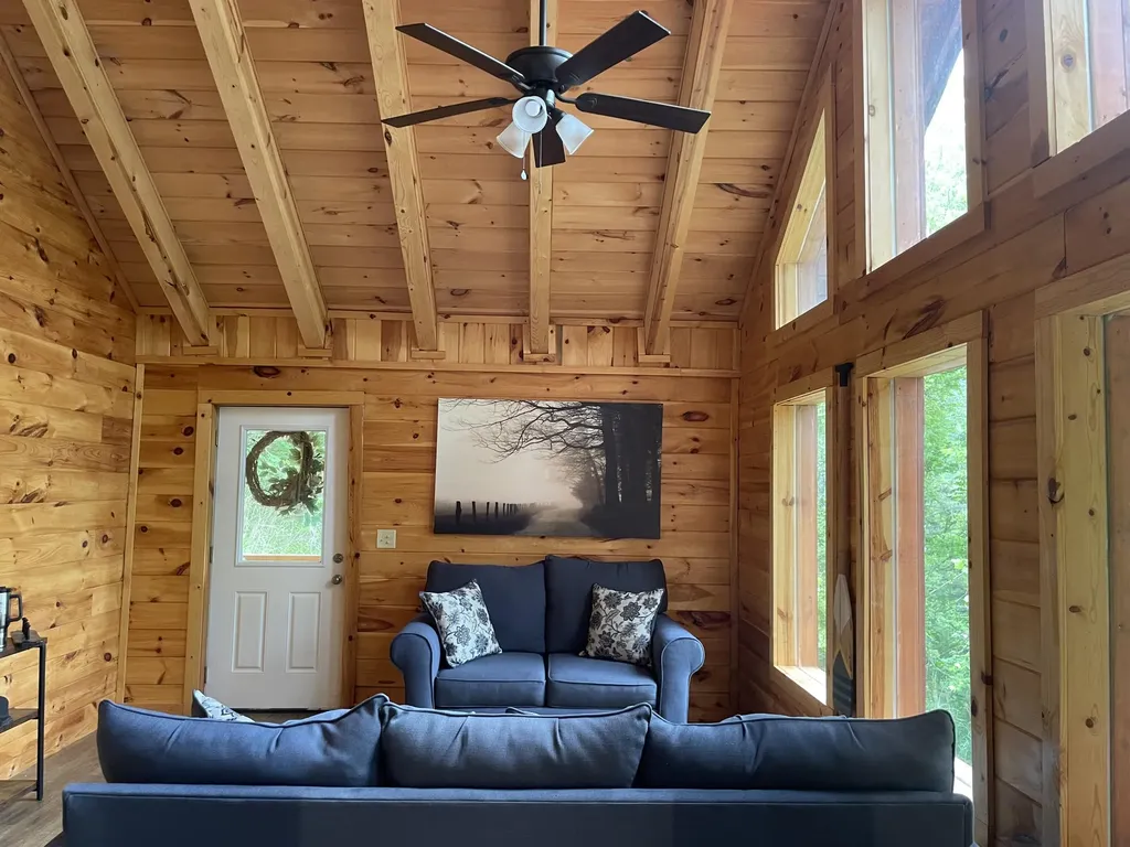 131 Robbie Ridge Road Slade KY 40376