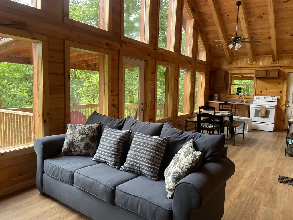131 Robbie Ridge Road Slade KY 40376