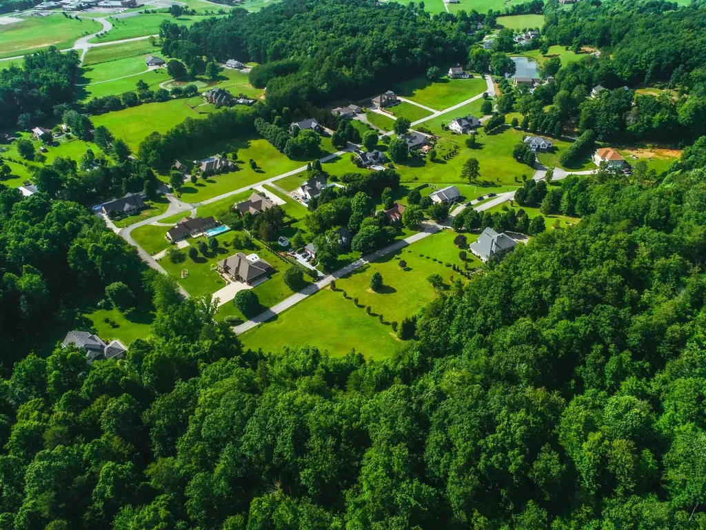 349 Woodchase Lane Corbin KY 40701