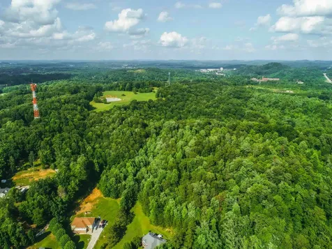 349 Woodchase Lane Corbin KY 40701