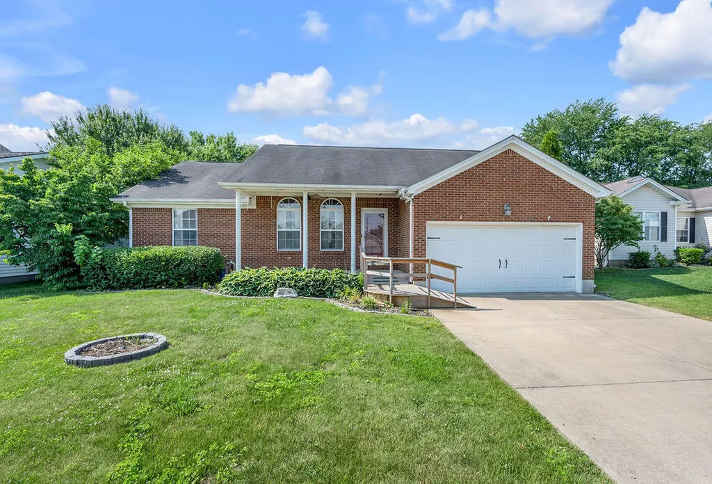 919 Kennedy Court Paris KY 40361