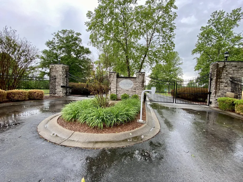 0 Putters Ln-wedge Way Russell Springs KY 42642