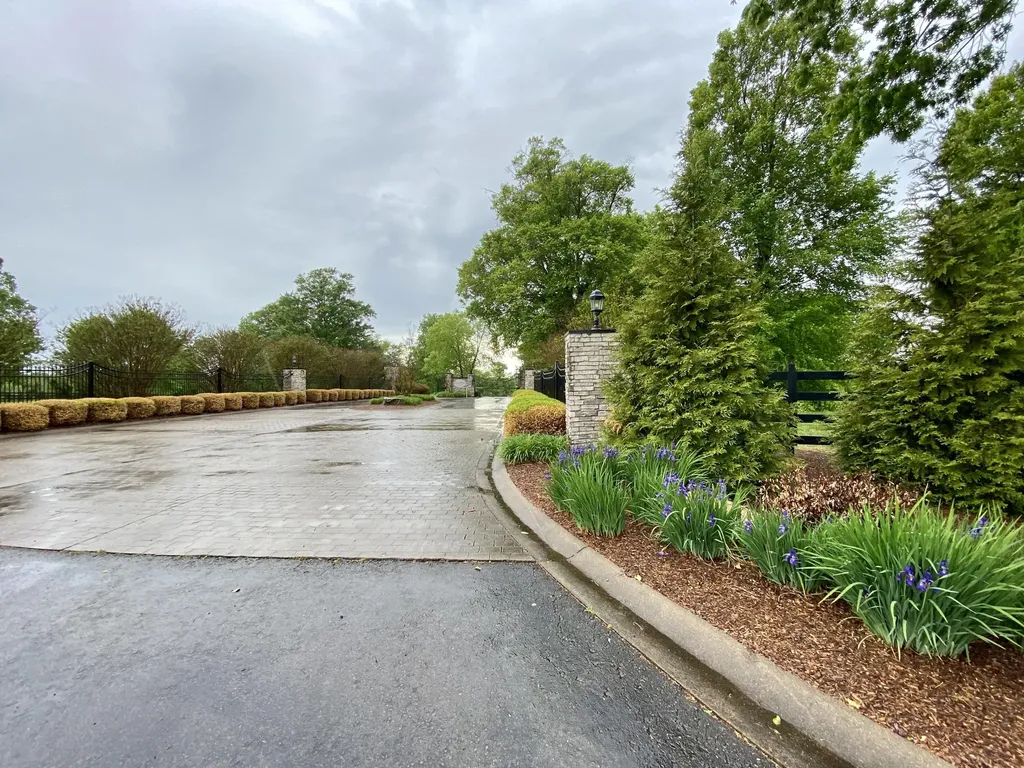 0 Putters Ln-wedge Way Russell Springs KY 42642