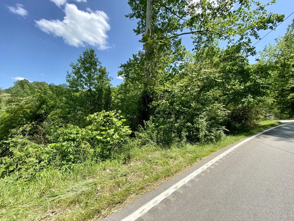 4933 Elkhorn Road Elkhorn City KY 41522