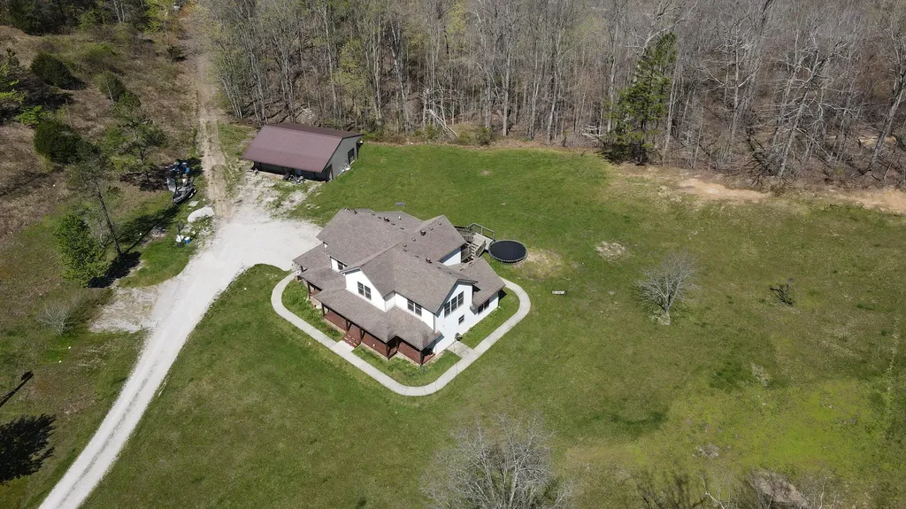 7401 Highway 89 N Mckee KY 40447