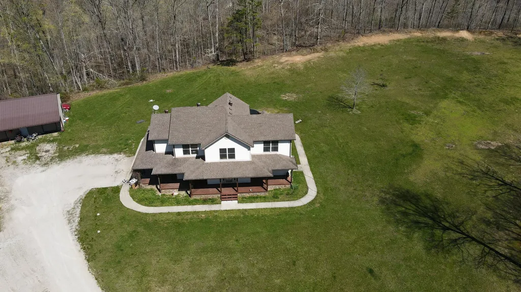 7401 Highway 89 N Mckee KY 40447