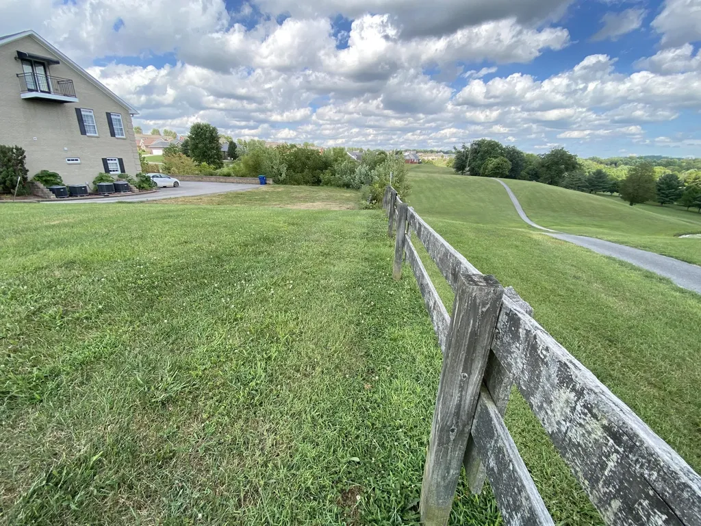 5, 6a & 6b Melrose Place Somerset KY 42503