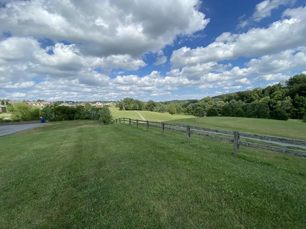 5, 6a & 6b Melrose Place Somerset KY 42503