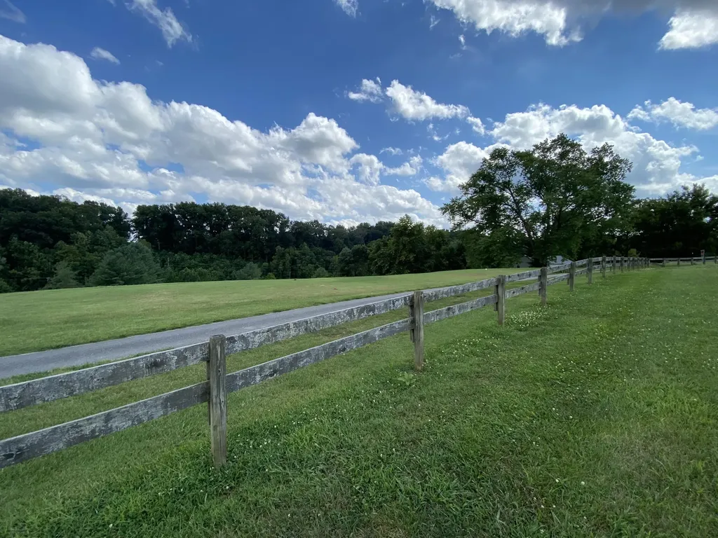 5, 6a & 6b Melrose Place Somerset KY 42503