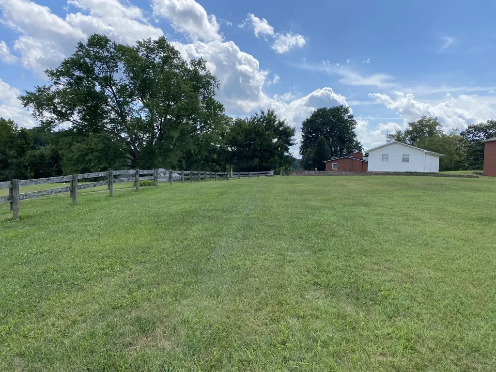 5, 6a & 6b Melrose Place Somerset KY 42503