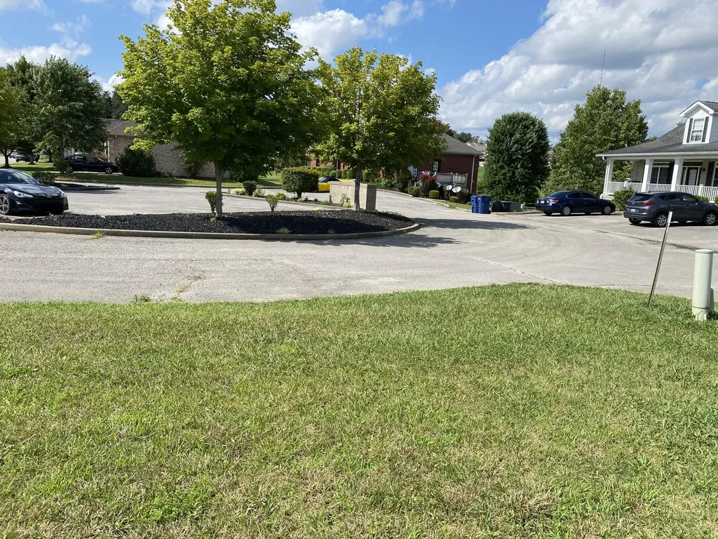 5, 6a & 6b Melrose Place Somerset KY 42503