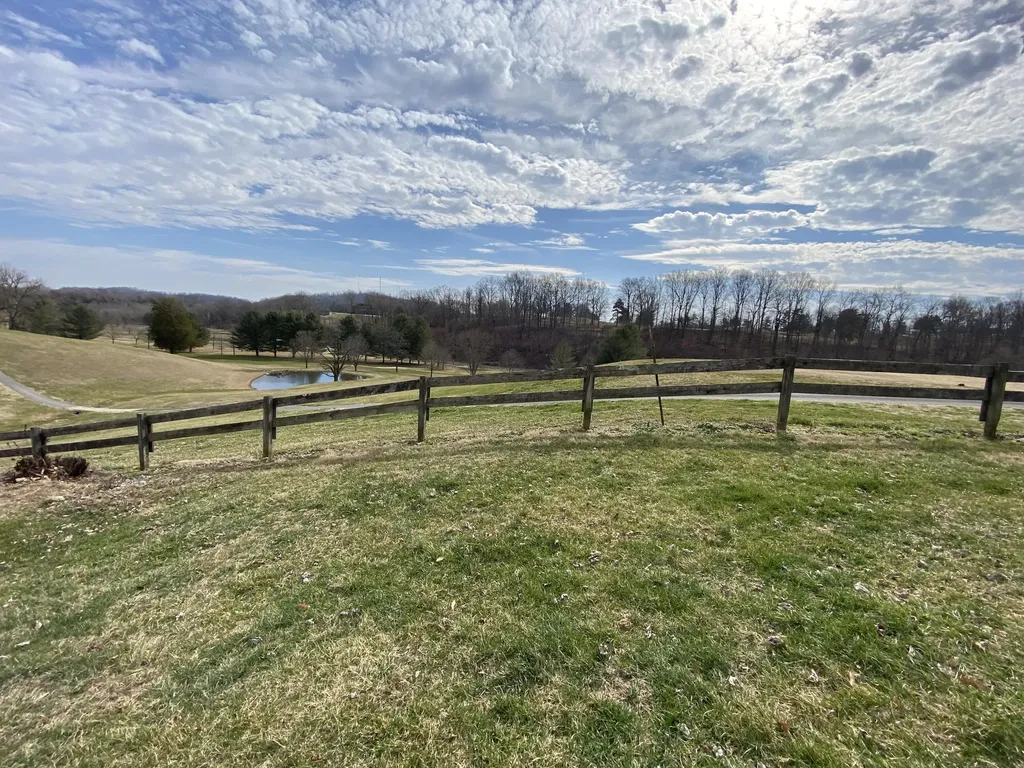 5, 6a & 6b Melrose Place Somerset KY 42503