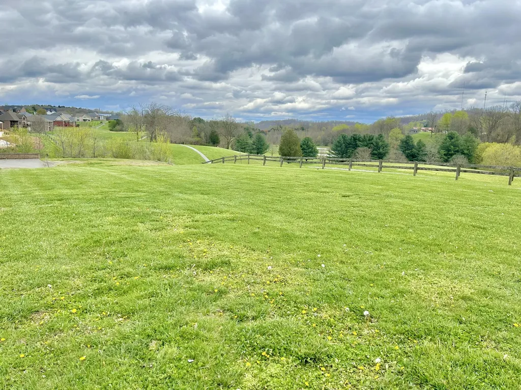 5, 6a & 6b Melrose Place Somerset KY 42503