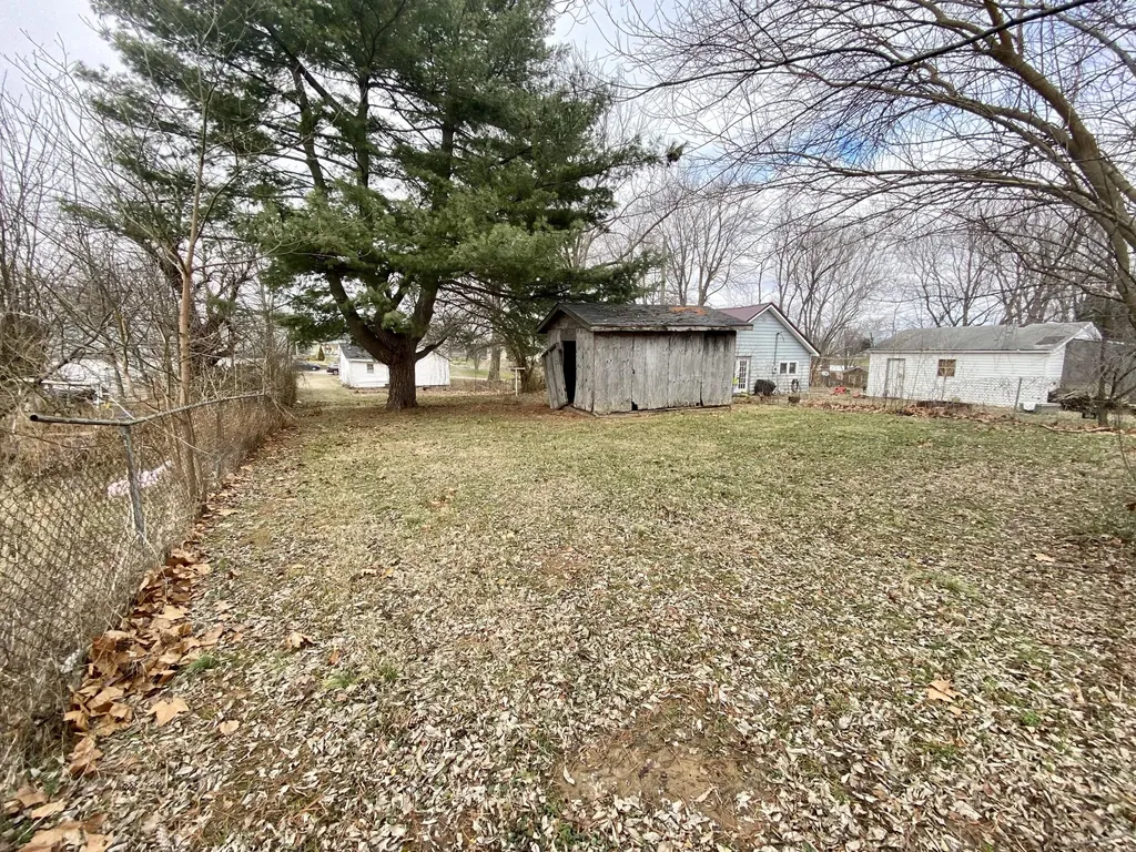 317 Padgett Morganfield KY 42437