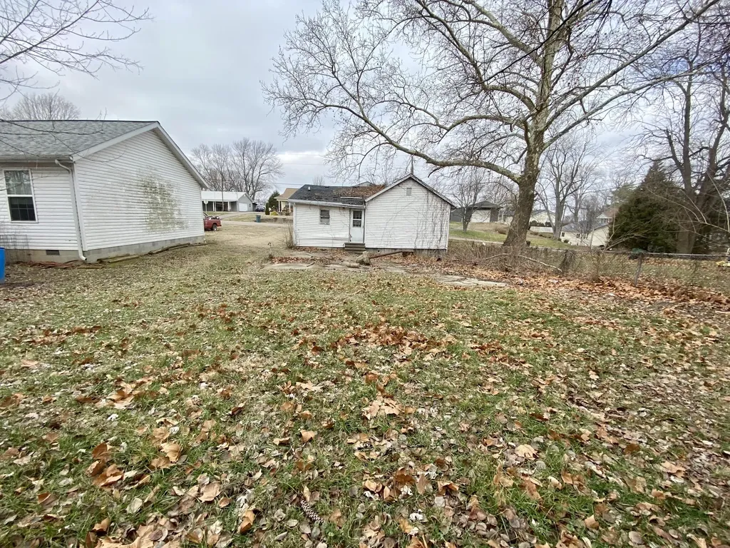 317 Padgett Morganfield KY 42437