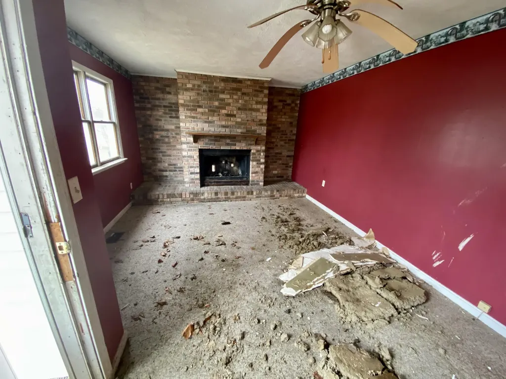 317 Padgett Morganfield KY 42437