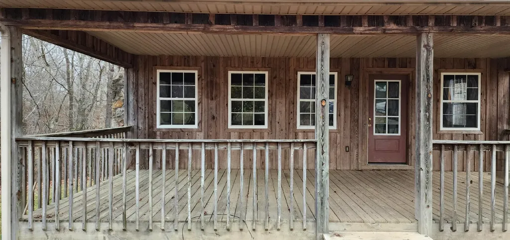 1379 Highway 577 East Annville KY 40402