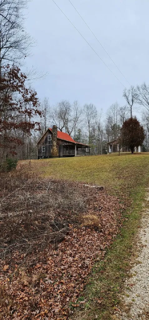 1379 Highway 577 East Annville KY 40402