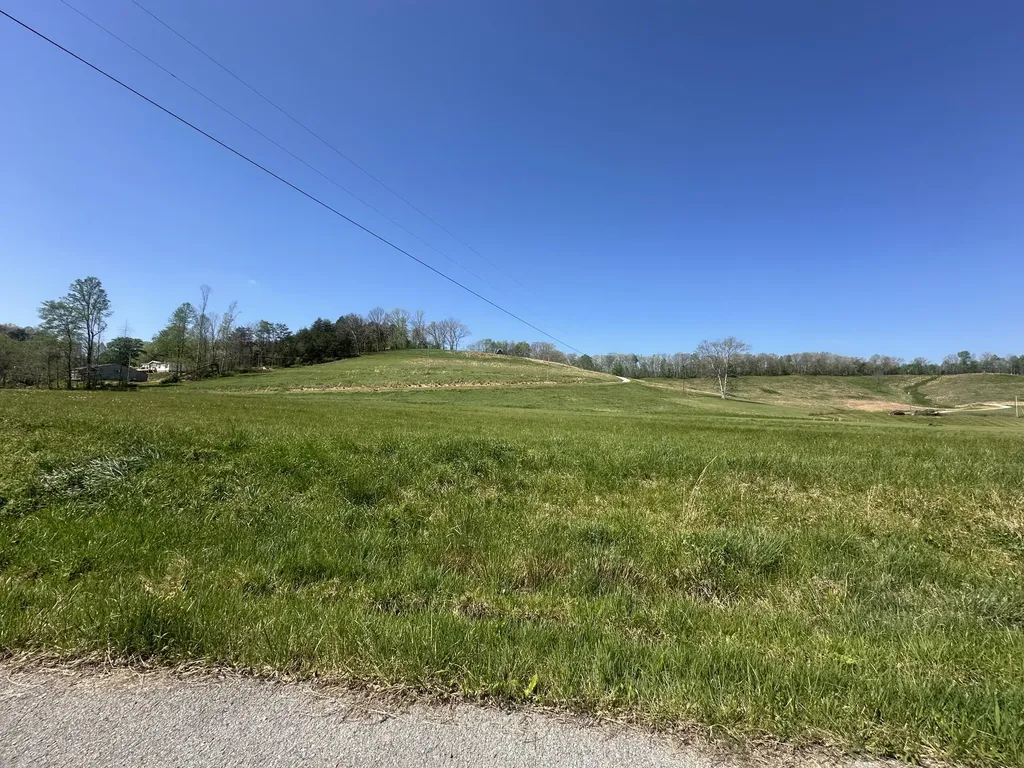 1928 Money Road East Bernstadt KY 40729