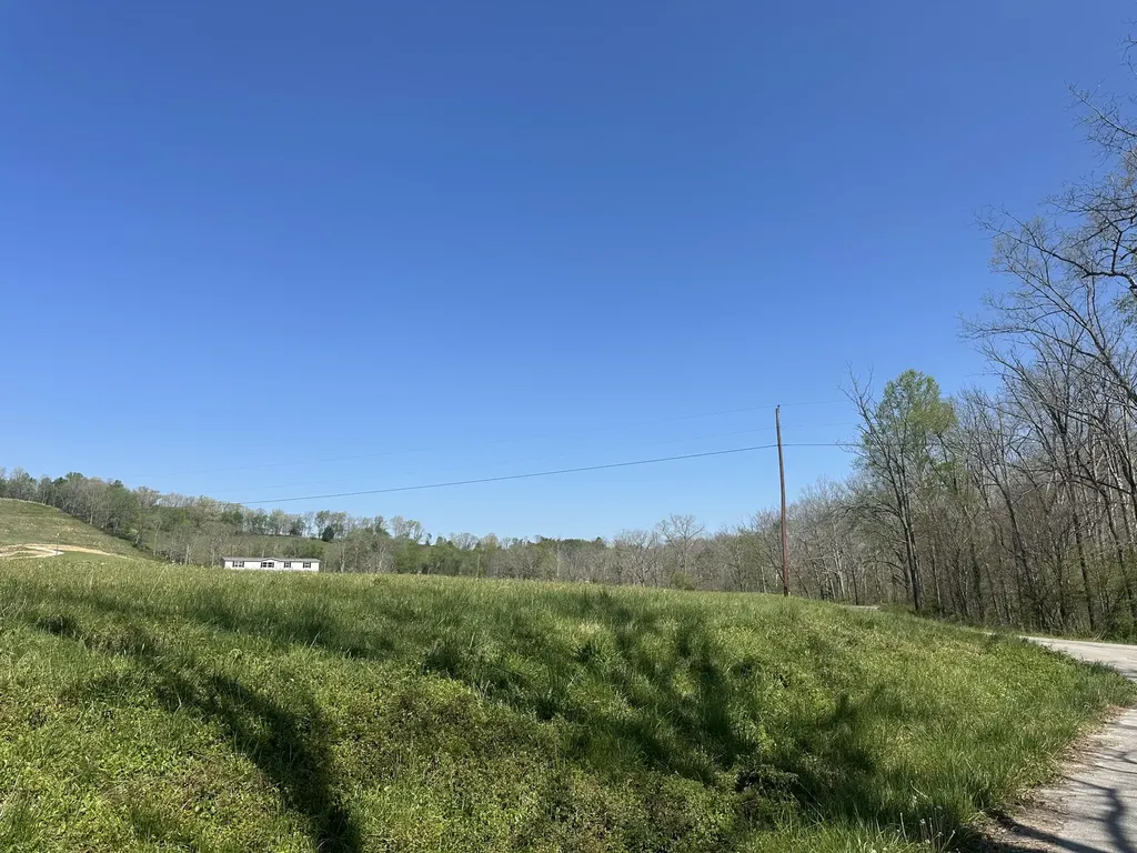 1928 Money Road East Bernstadt KY 40729