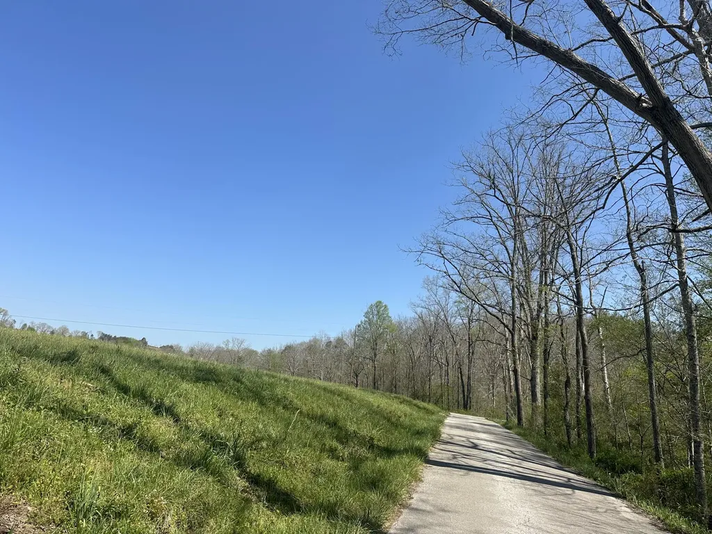 1928 Money Road East Bernstadt KY 40729