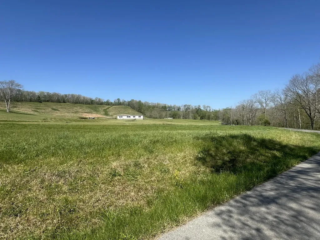 1928 Money Road East Bernstadt KY 40729