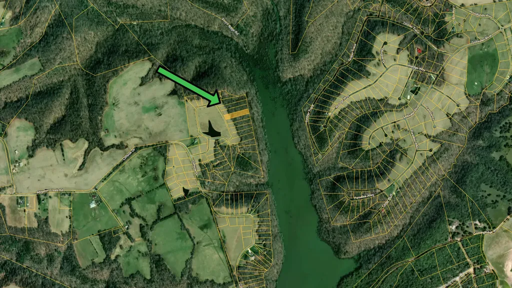 77 Meadows Loop Russell Springs KY 42642