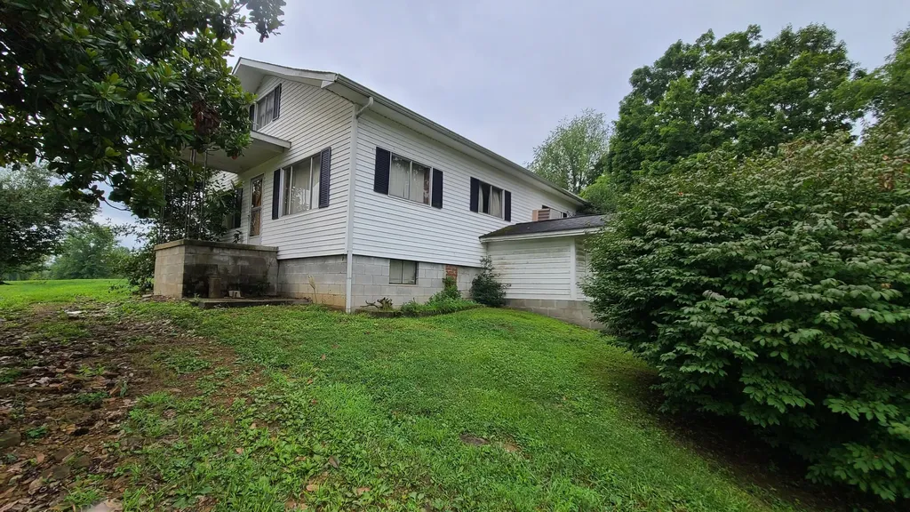 395 Lloyd Wilson Road Williamsburg KY 40769