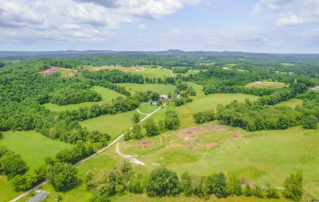 395 Lloyd Wilson Road Williamsburg KY 40769