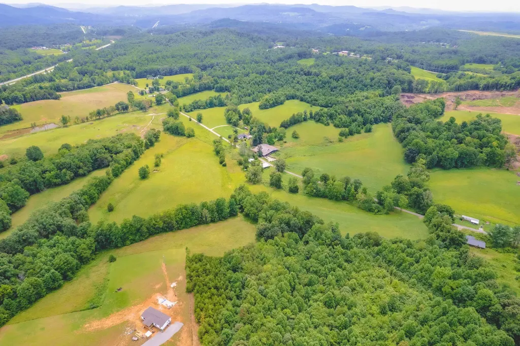 395 Lloyd Wilson Road Williamsburg KY 40769