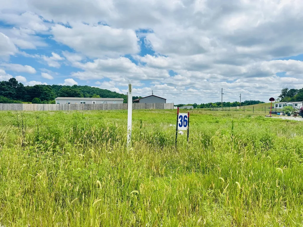 39 Turkey Loop East Bernstadt KY 40729