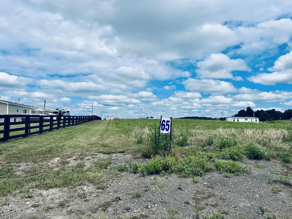 39 Turkey Loop East Bernstadt KY 40729