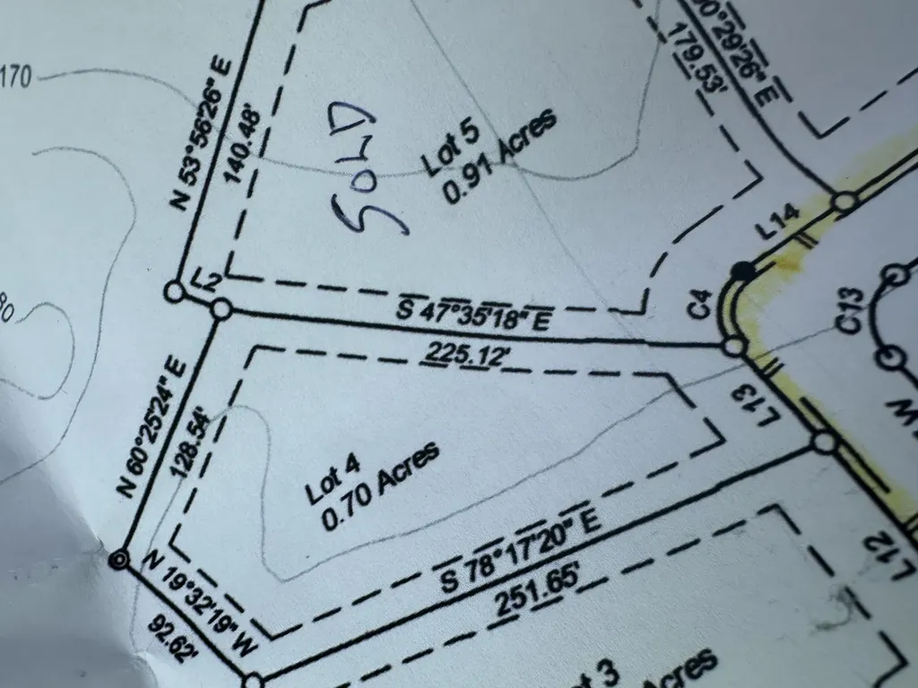 32 Turkey Loop East Bernstadt KY 40729
