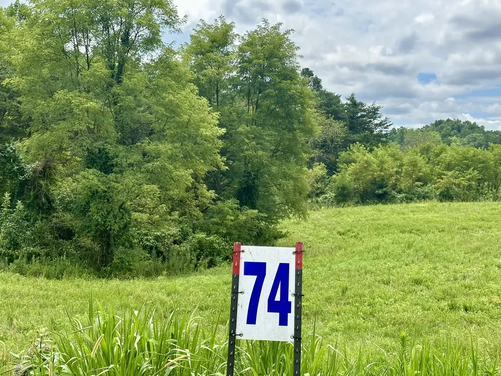 32 Turkey Loop East Bernstadt KY 40729