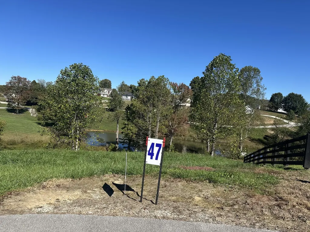 47 Ridgeline Drive London KY 40741