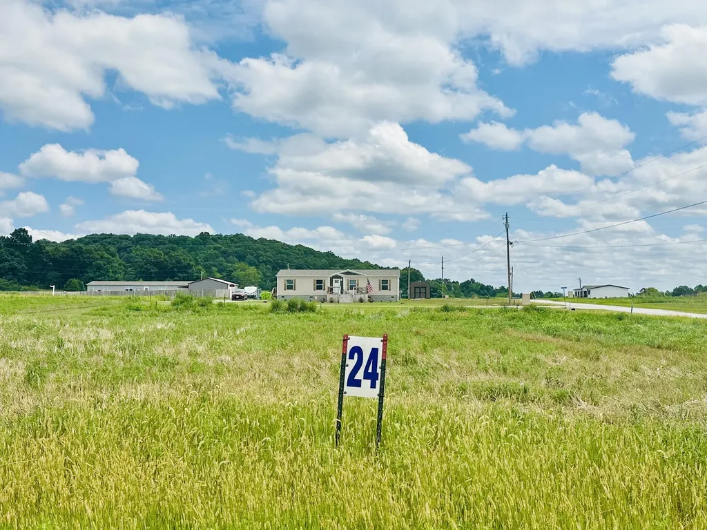 14 Turkey Loop East Bernstadt KY 40729