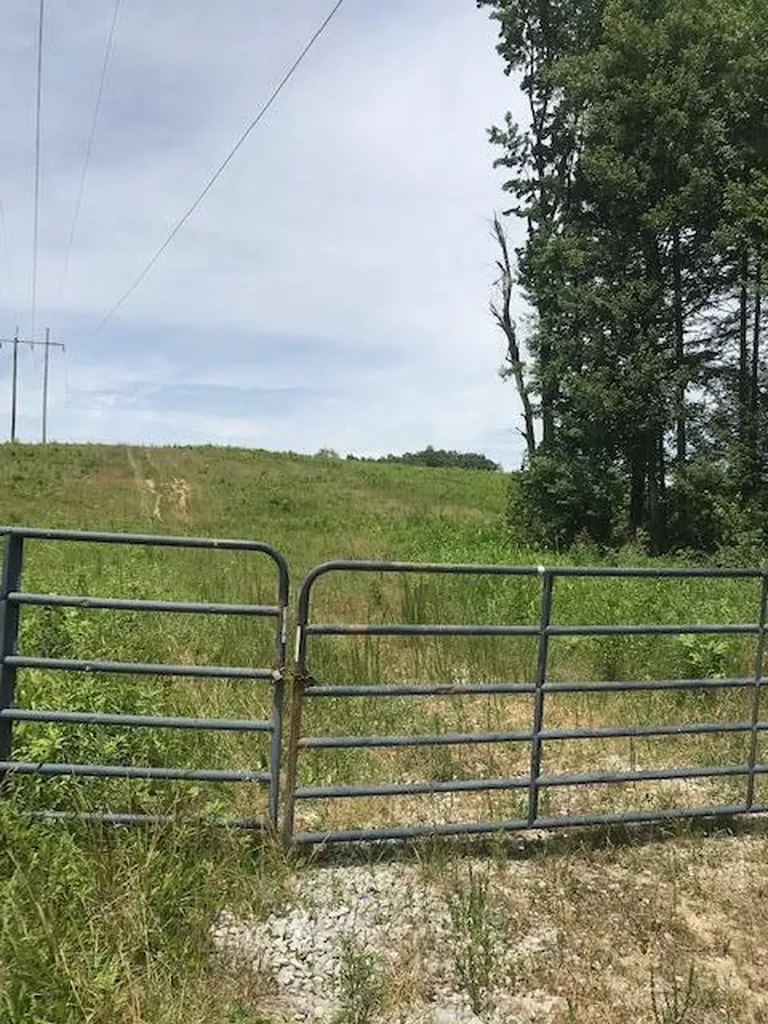 9999 Mitchell Creek Road London KY 40741