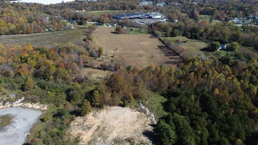 2690 N 1223 Highway Corbin KY 40701