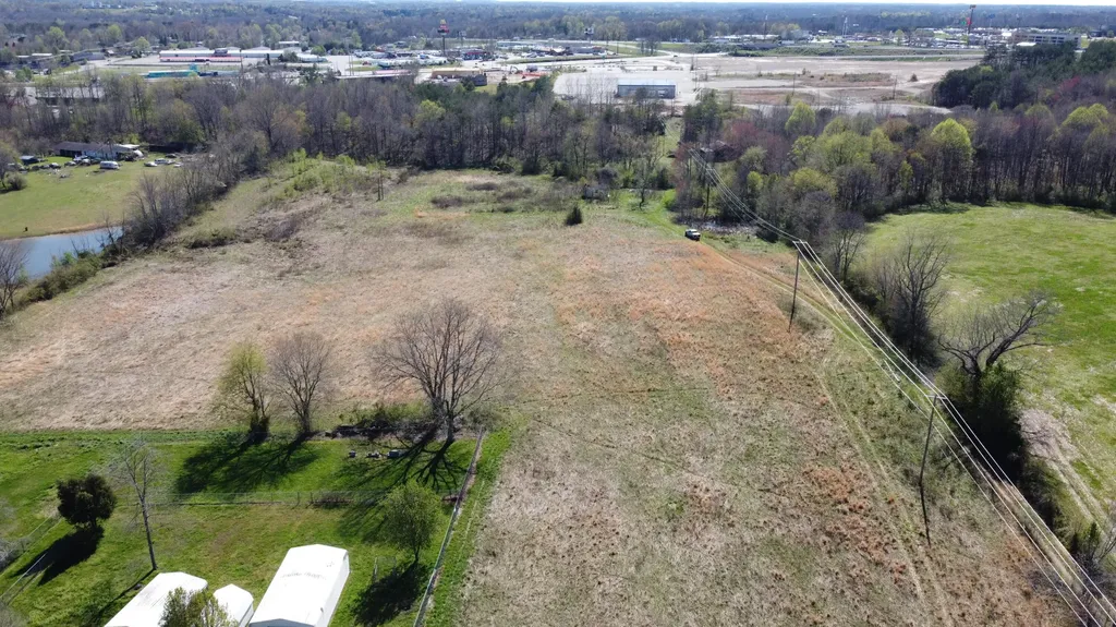 2690 N 1223 Highway Corbin KY 40701