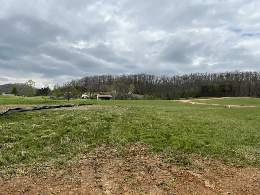 Lot #2 Laredo Drive London KY 40741