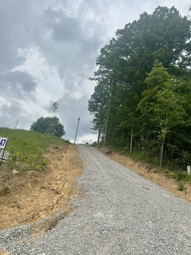 47 Malibu Drive Corbin KY 40701