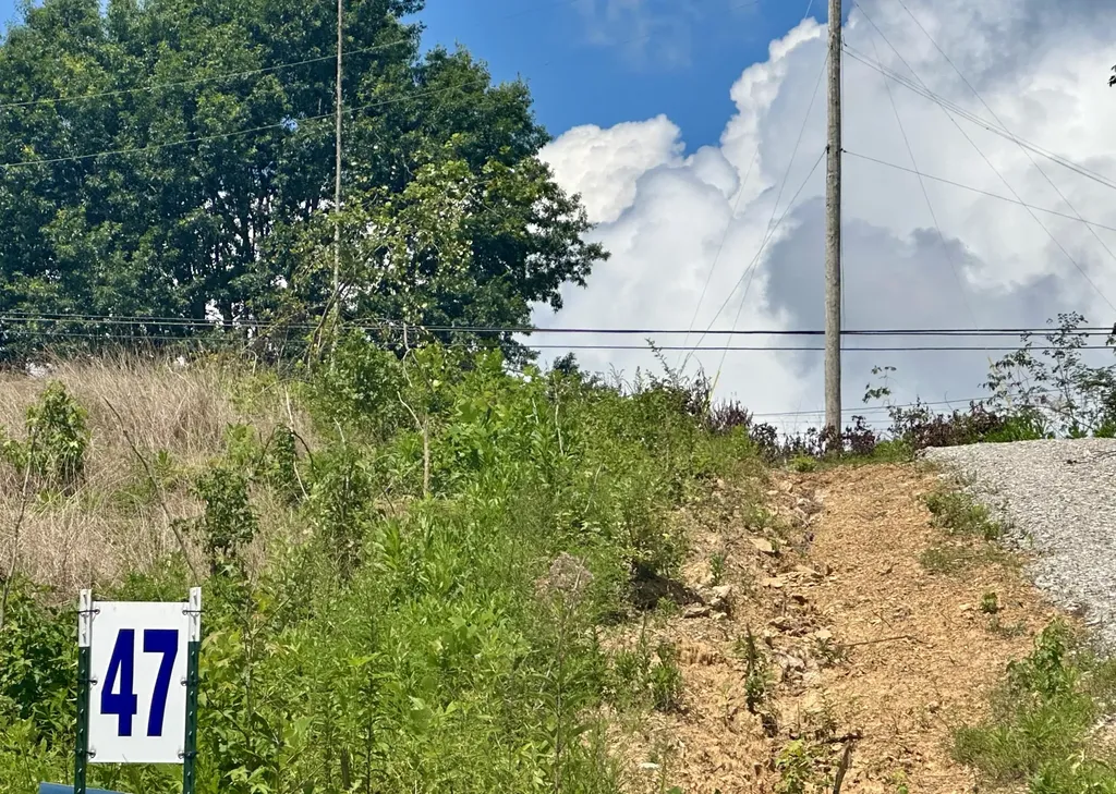 47 Malibu Drive Corbin KY 40701