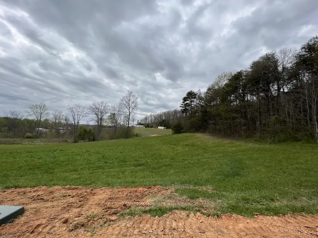 Lot #12 Laredo Drive London KY 40741