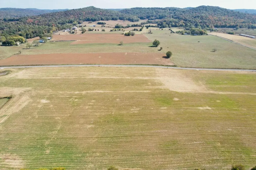 22 Elihu Cabin Hollow Road Somerset KY 42501